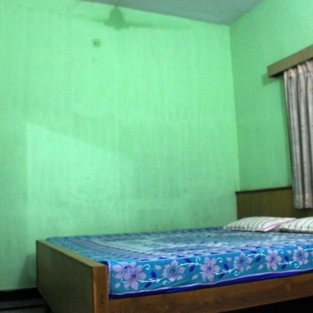 Vinodhara Guest House Махабалипурам Стая снимка
