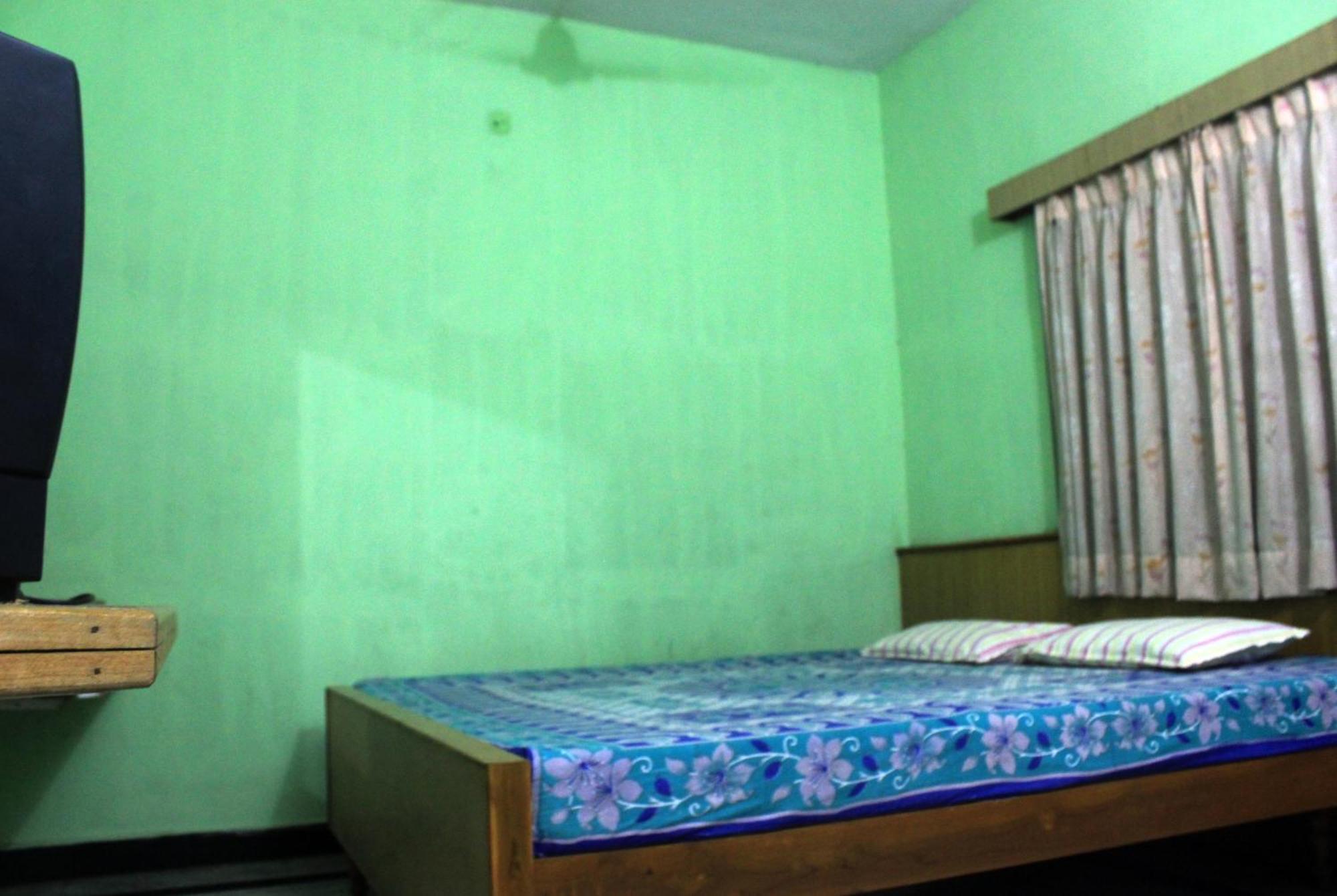 Vinodhara Guest House Махабалипурам Стая снимка