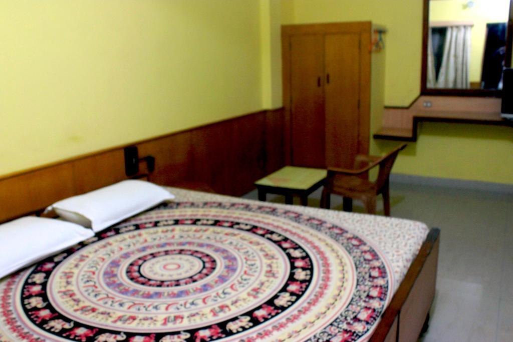 Vinodhara Guest House Махабалипурам Екстериор снимка