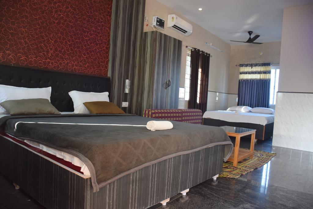 Vinodhara Guest House Махабалипурам Екстериор снимка