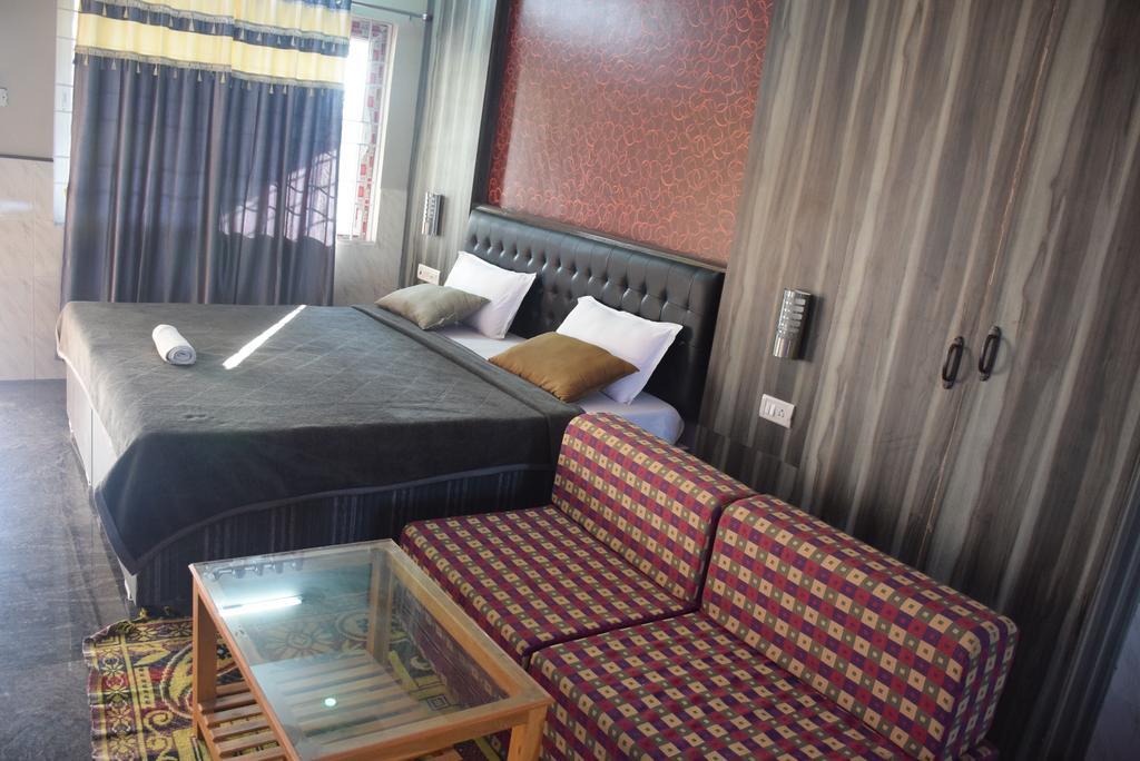 Vinodhara Guest House Махабалипурам Екстериор снимка
